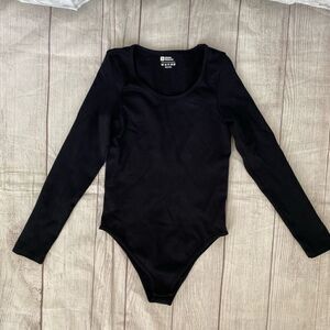 Bodysuit women S scoopneck Longsleeve fitted black